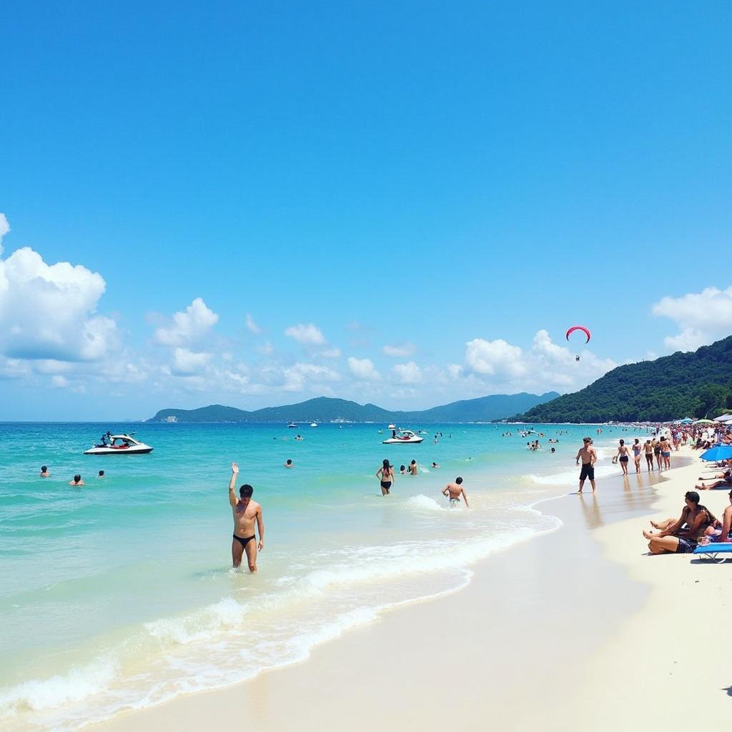 Du khách tham gia các hoạt động trên biển Nha Trang